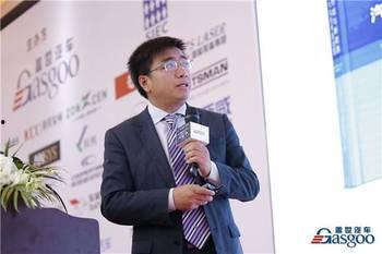 向周舟,探寻新时代青年领袖的成长之路